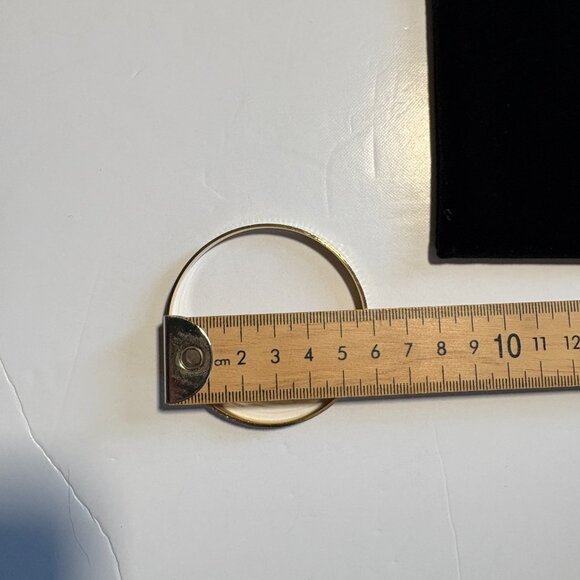 Lifetime Jewelry Gold Plated Bangle Bracelet with Decorative Engraving - Picture 4 of 9